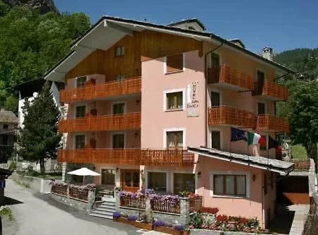 Dama Bianca Valtournenche