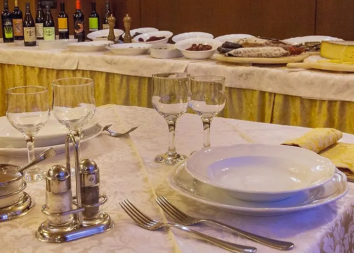 达玛比安卡酒店 3*